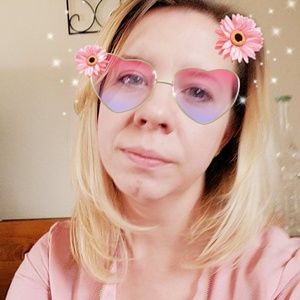 Meet your Posher, Celeste